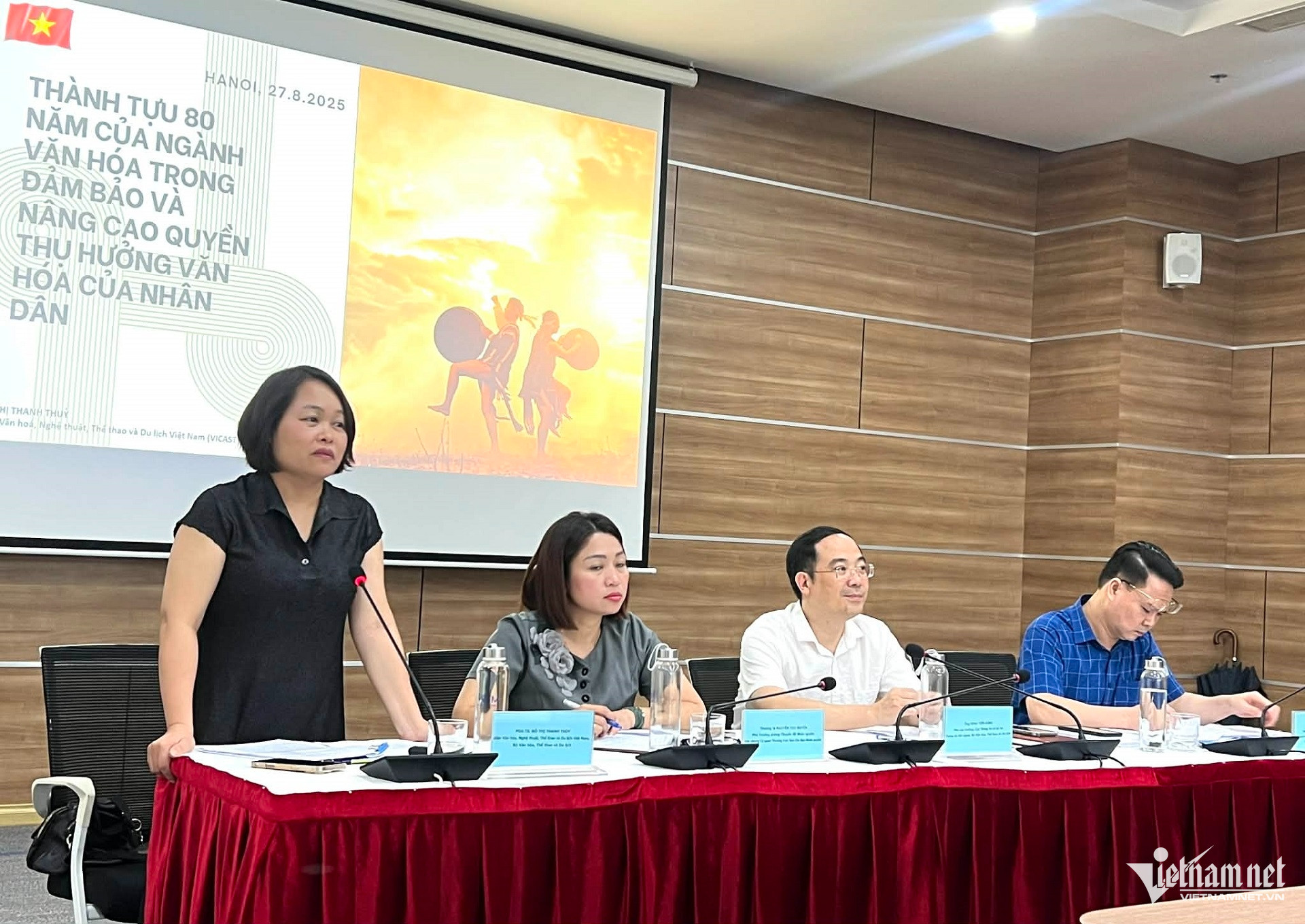 W-Anh bai dam bao quyen van hoa.jpg