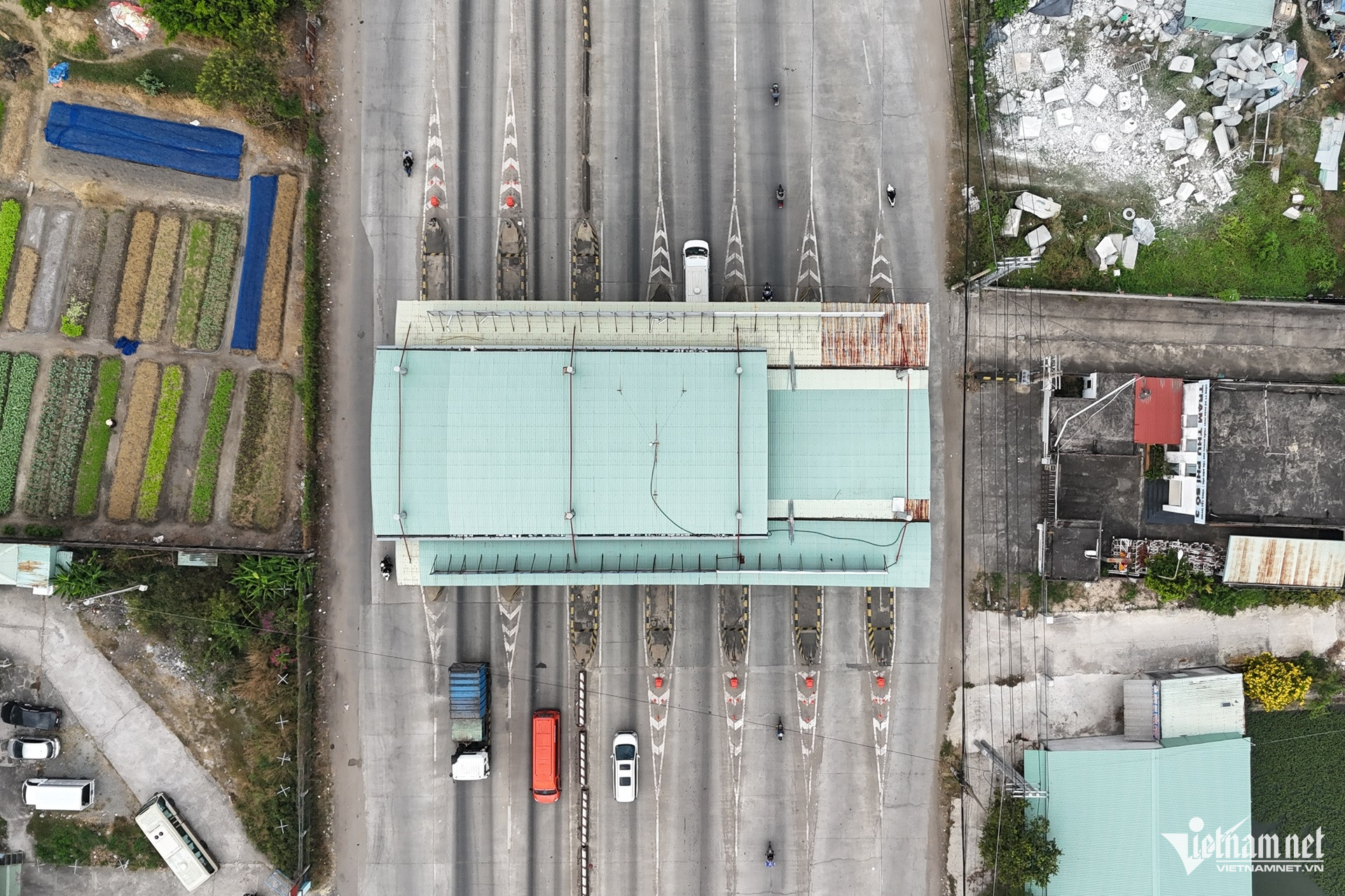 W-trạm thu phí trên quốc lộ 51 bị yêu cầu tháo dỡ.1.JPG.jpg