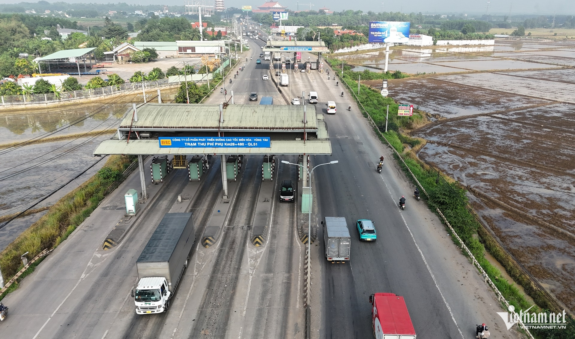 W-trạm thu phí trên quốc lộ 51 bị yêu cầu tháo dỡ.5.JPG.jpg