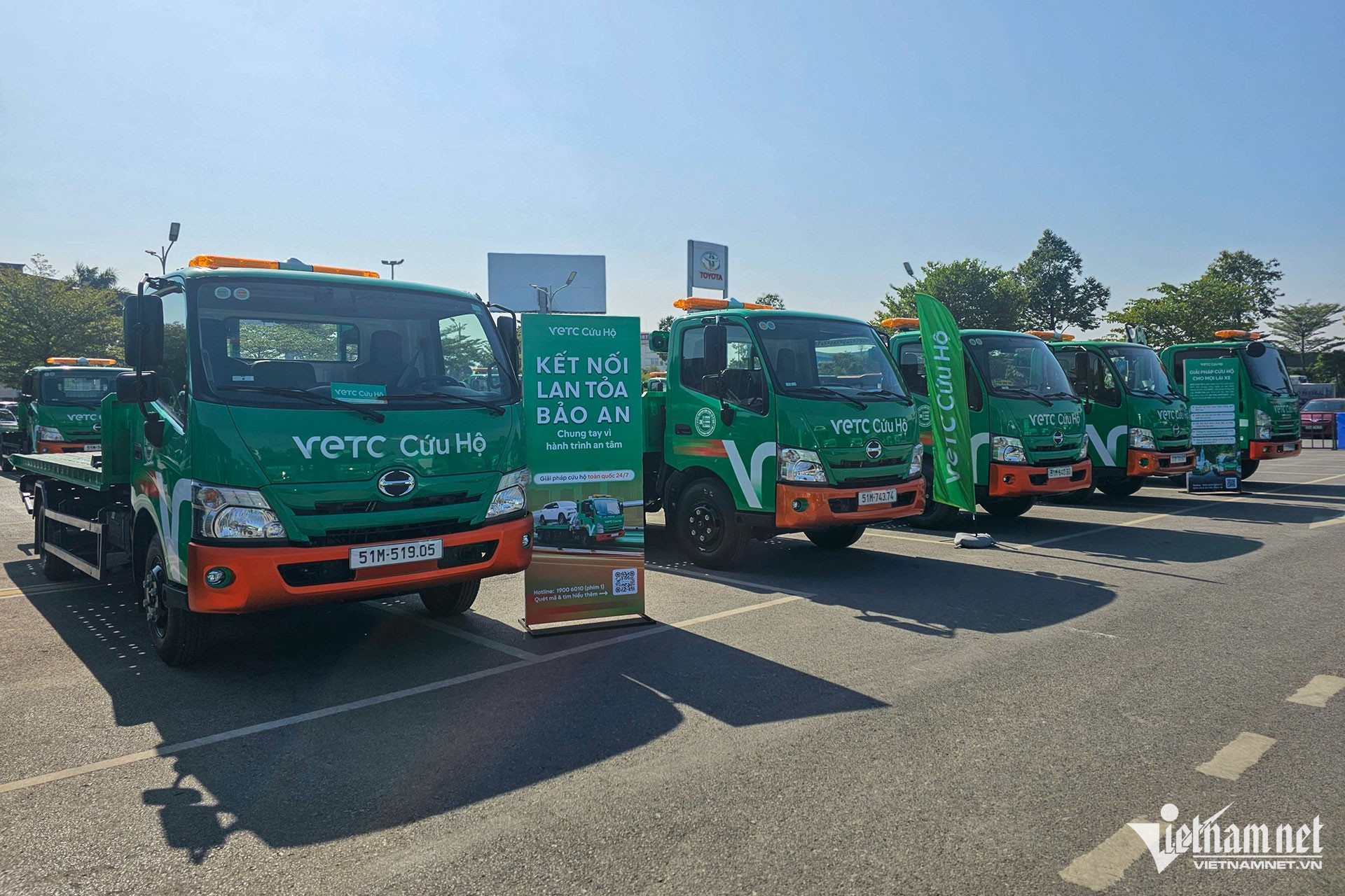 W-VETC Cuu ho (1).jpg