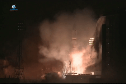 Xem Nga phóng hơn 50 vệ tinh vào quỹ đạo