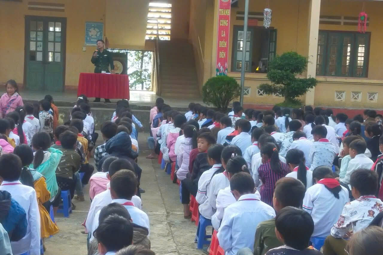 Bộ đội Biên phòng ngăn chặn tảo hôn, thúc đẩy nông thôn mới vùng biên Lào Cai