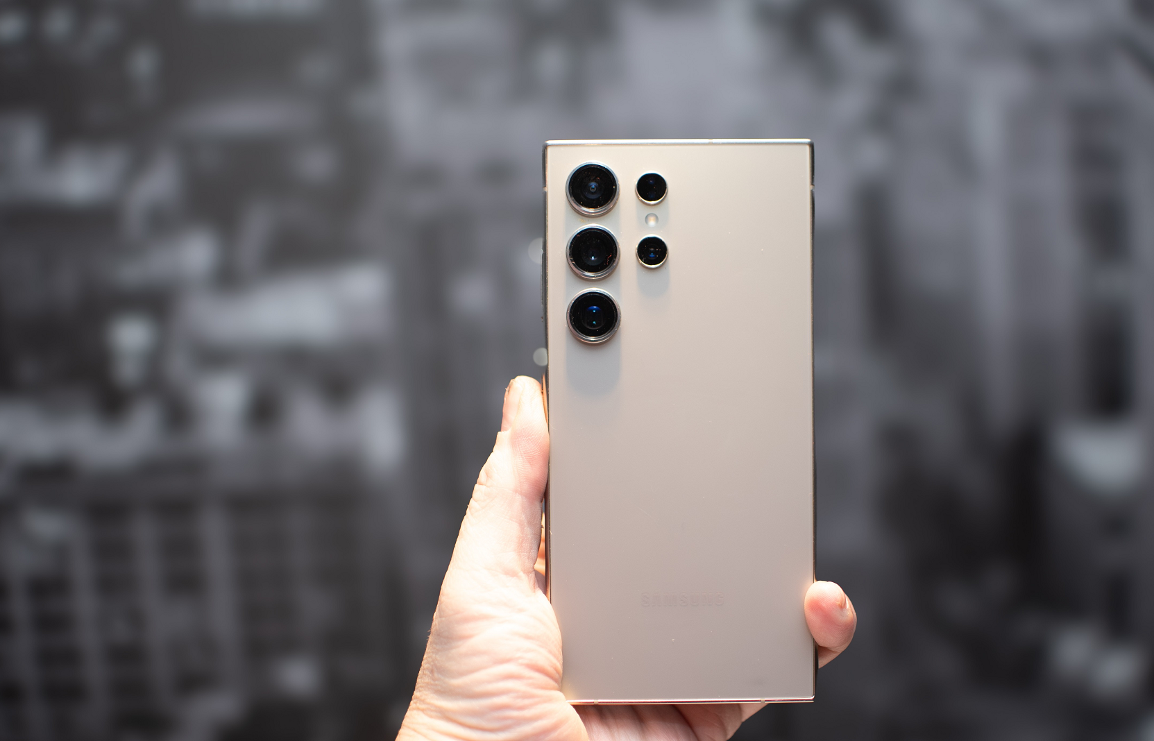 Điện thoại Samsung dính lỗ hổng nghiêm trọng