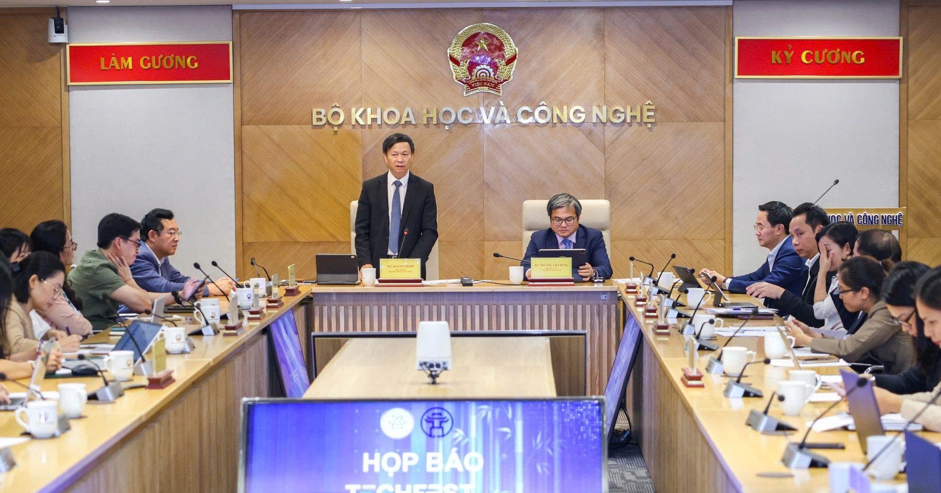 Ngày hội khởi nghiệp TECHFEST 2025 lần đầu tổ chức ở phố đi bộ hồ Hoàn Kiếm