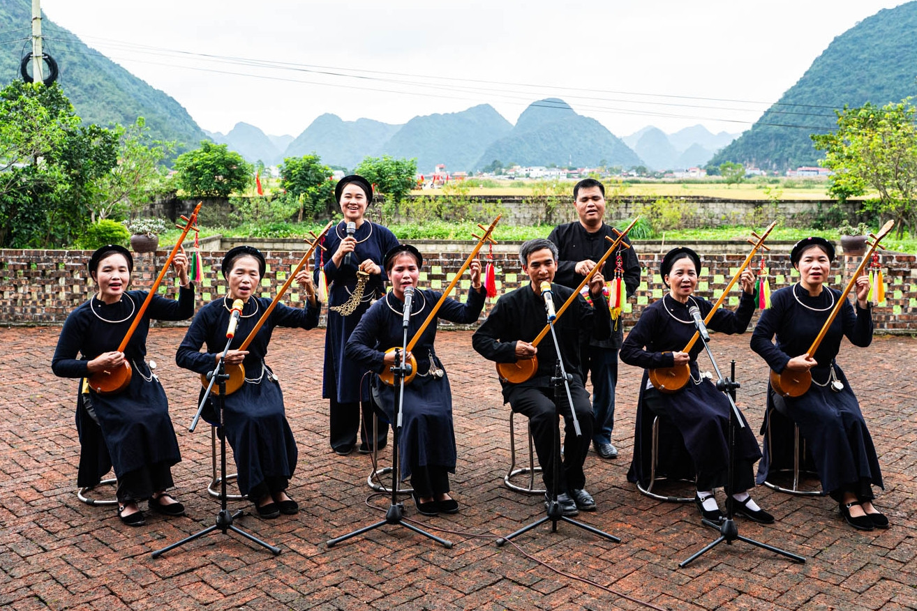 Nhiều người cao tuổi ở Lạng Sơn sống vui, sống khỏe, làm kinh tế giỏi