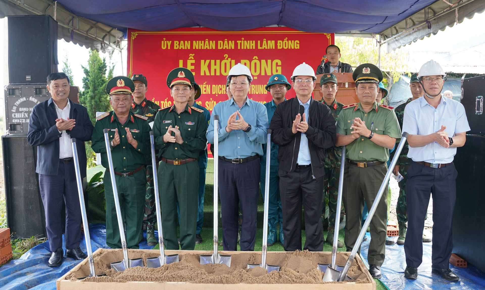 Phó Thủ tướng Mai Văn Chính dự lễ khởi động “Chiến dịch Quang Trung” tại Lâm Đồng.jpg