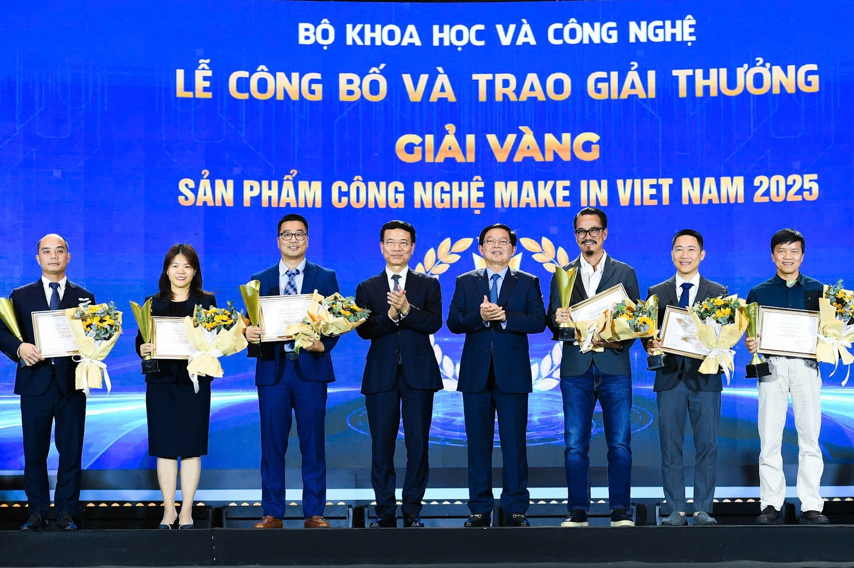 6 sản phẩm công nghệ số xuất sắc giành giải Vàng Make in Viet Nam 2025