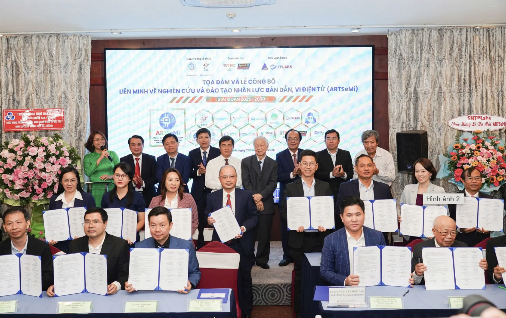 Ảnh màn hình 2025 12 30 lúc 10.15.24.png