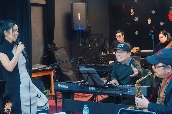 BTC 'Về đây bốn cánh chim trời' biết show không diễn được từ sớm nhưng vẫn bán vé