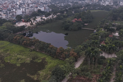 Công viên 15ha bỏ hoang giữa Hà Nội, xuất hiện bãi xe không phép