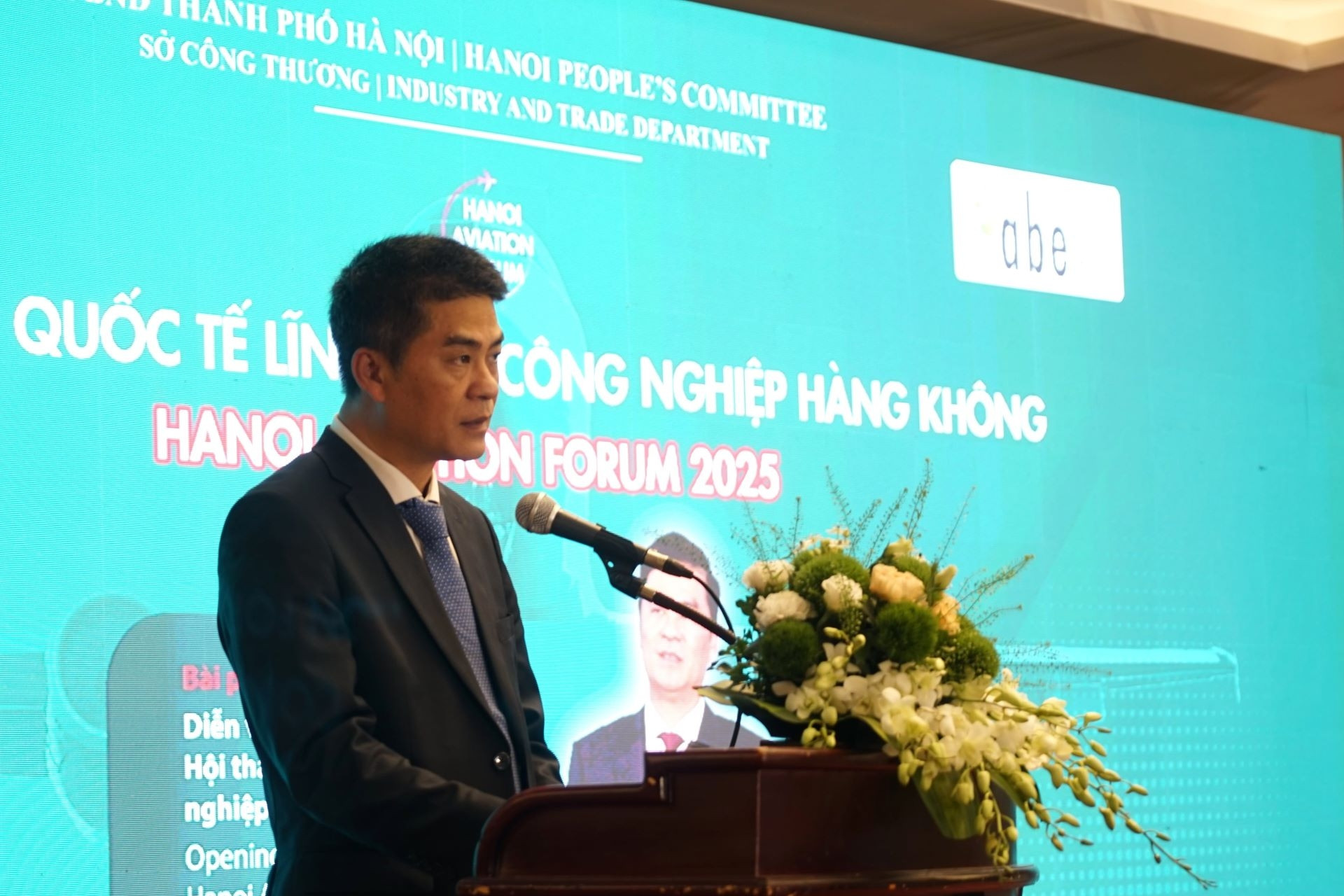 Hà Nội thúc đẩy công nghiệp hàng không gắn với chuỗi cung ứng bền vững