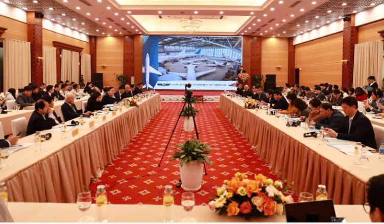 HOI THAO HANG KHONG 5.jpg