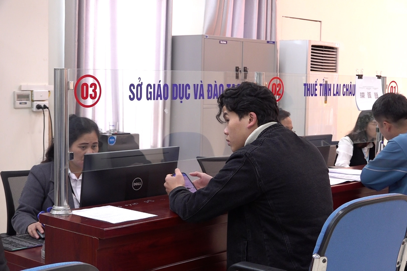 Lai Châu đẩy mạnh xây dựng chính phủ điện tử, hướng tới chính phủ số