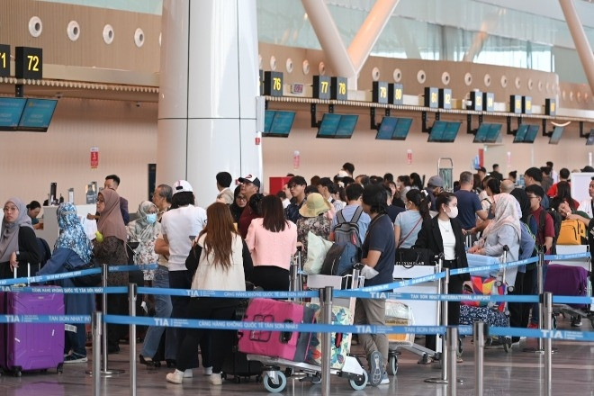 Tân Sơn Nhất sắp đón 135.000 lượt khách/ngày, 6 hãng dời về ga T3