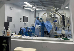 Cậu bé 14 tuổi không còn cơ hội sống sau khi bị chó cắn vào ngón tay YwAAAAAAQABAAACAUwAOw==