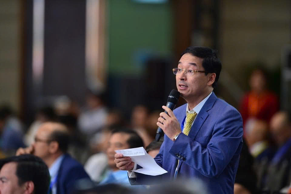 ong nguyen hoang.jpg