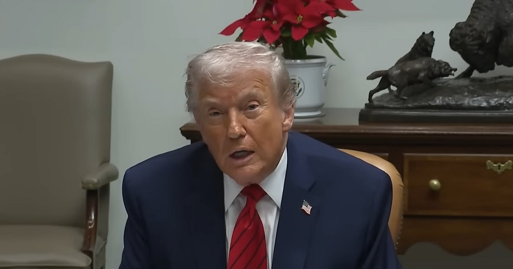 Ông Trump phản ứng vụ Ukraine dùng UAV tập kích...