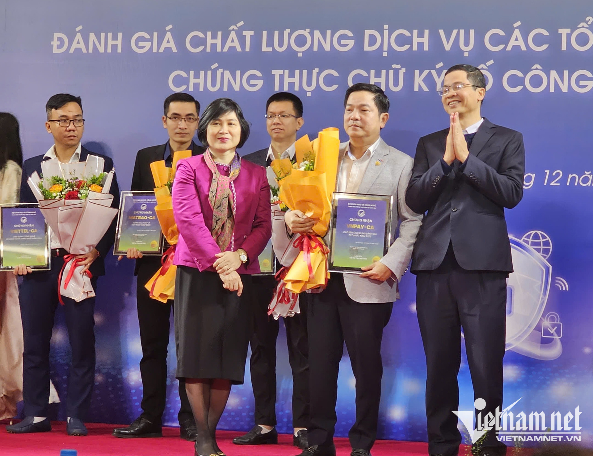 W-chu ky so cong cong 1.jpg