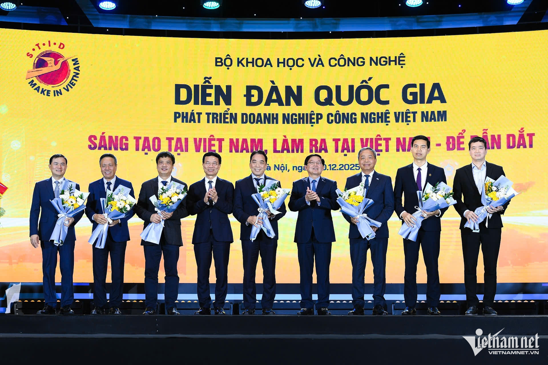 W-Make in VietNam.jpg