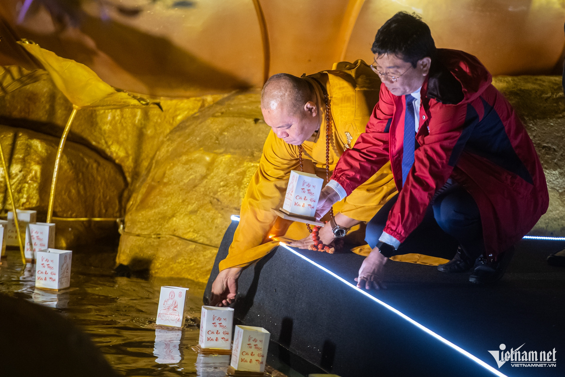 W-Núi Bà Đen Tây Ninh Nguyễn Huế 11.jpg