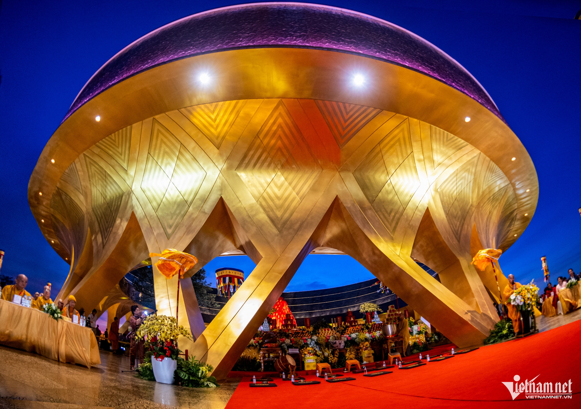 W-Núi Bà Đen Tây Ninh Nguyễn Huế 15.jpg