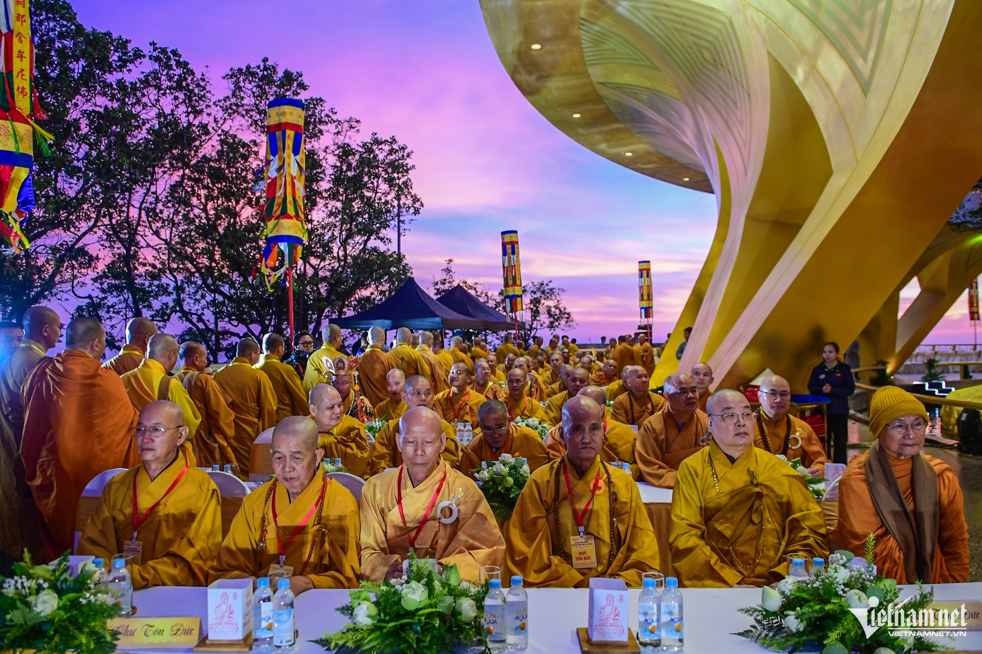 W-Núi Bà Đen Tây Ninh Nguyễn Huế 18.jpg