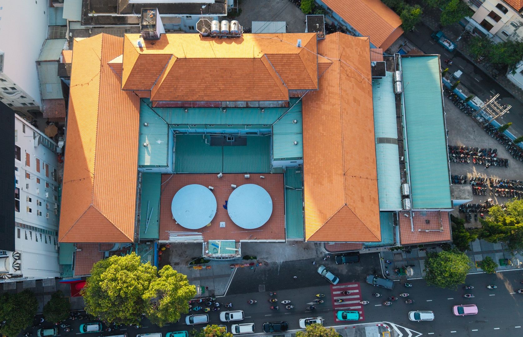  Diện mạo Bệnh viện Nhân dân Gia Định cơ sở 2 ngày đầu chính thức hoạt động 