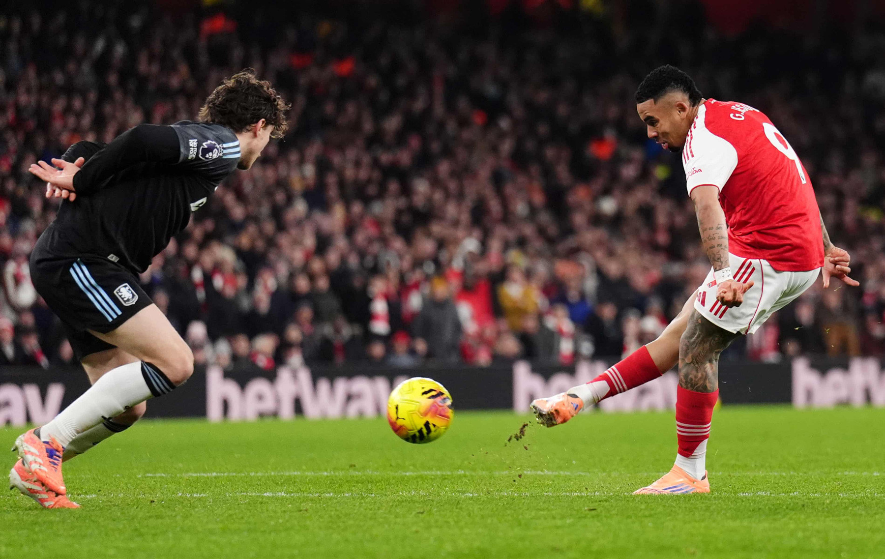 Gabriel Jesus Arsenal Aston Villa.jpg