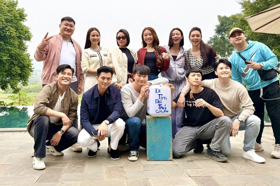 Huyền Lizzie, Hà Việt Dũng nói lời chia tay, 'Cách em 1 milimet' chốt số tập