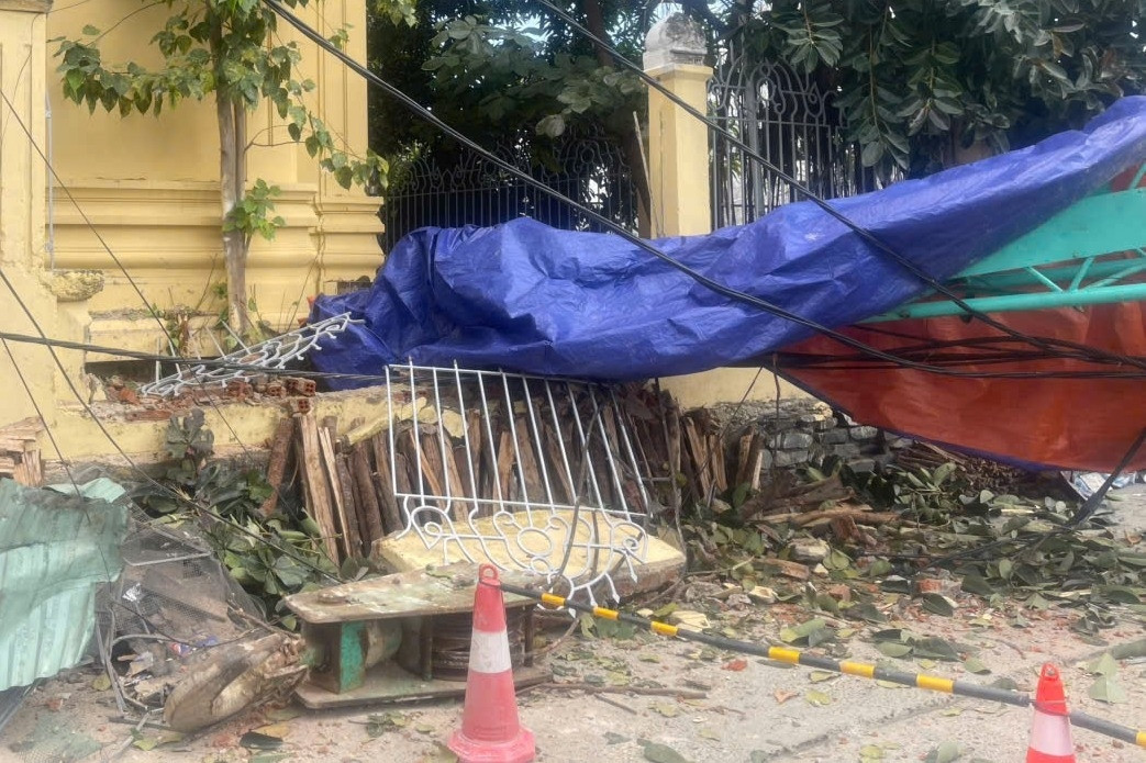 Nguyên nhân cần cẩu bất ngờ gãy đổ giữa trung tâm Đà Nẵng