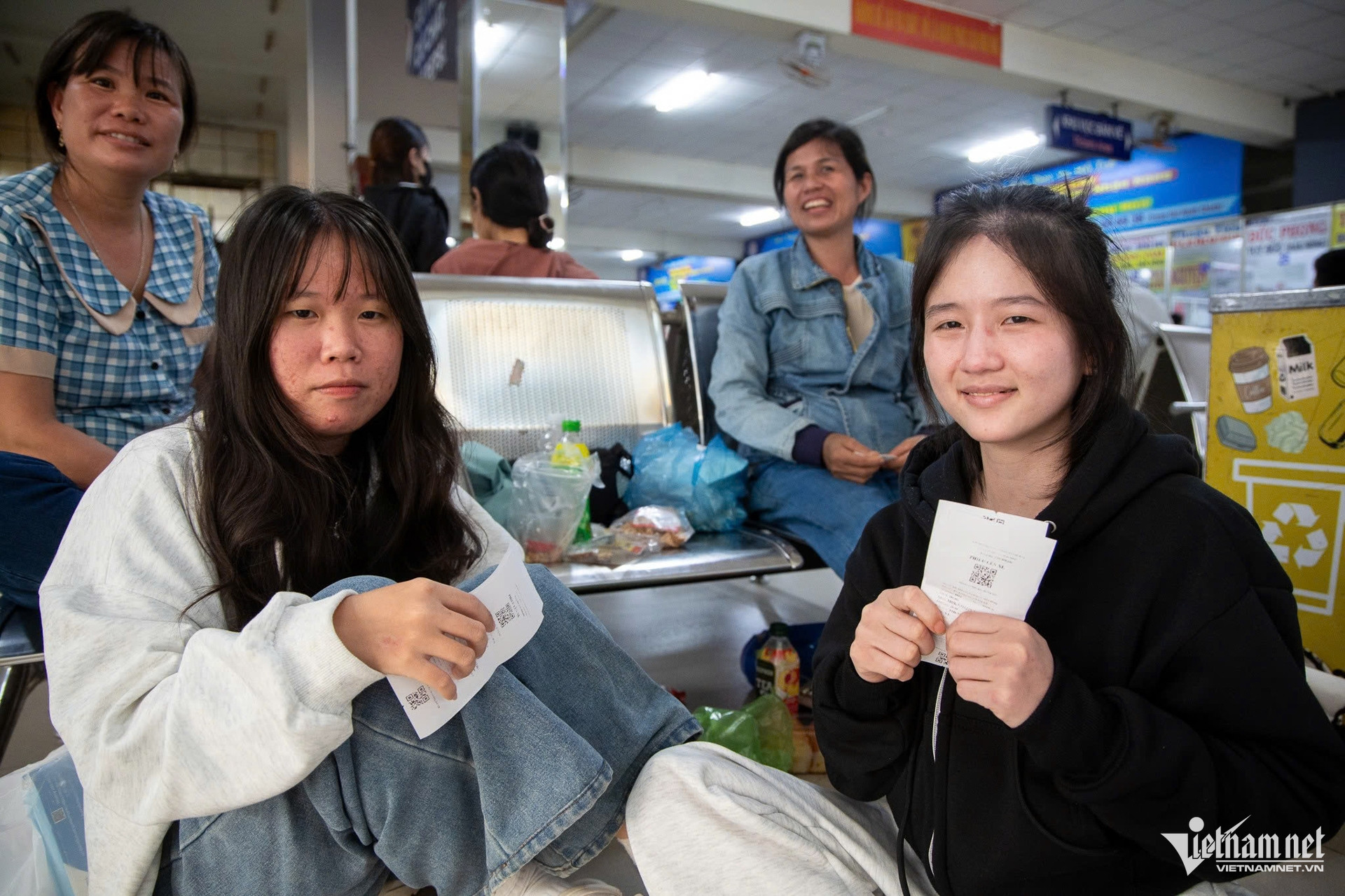 W-bến xe TPHCM   Tuấn Hùng 18.jpg