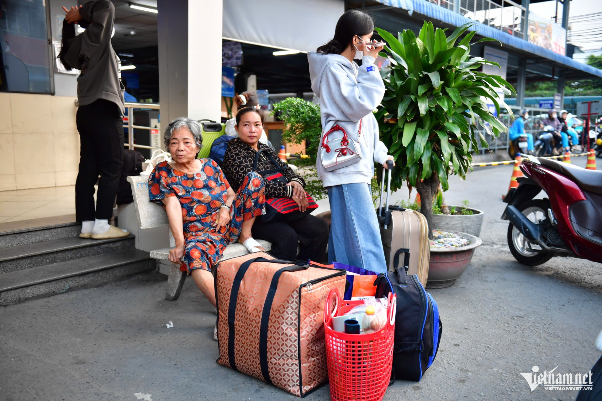 W-bến xe TPHCM Tuấn Hùng 19.jpg