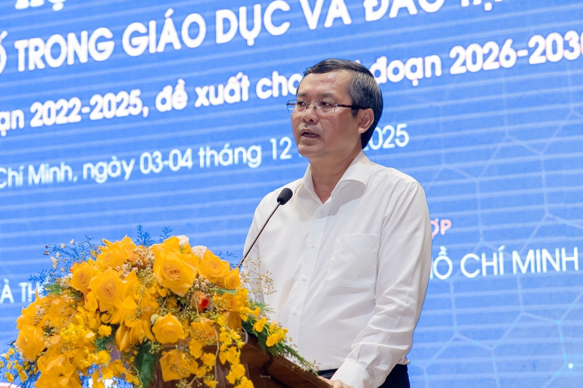 Bộ GD-ĐT: Đã tích hợp học bạ số vào VNeID để phục vụ tuyển sinh