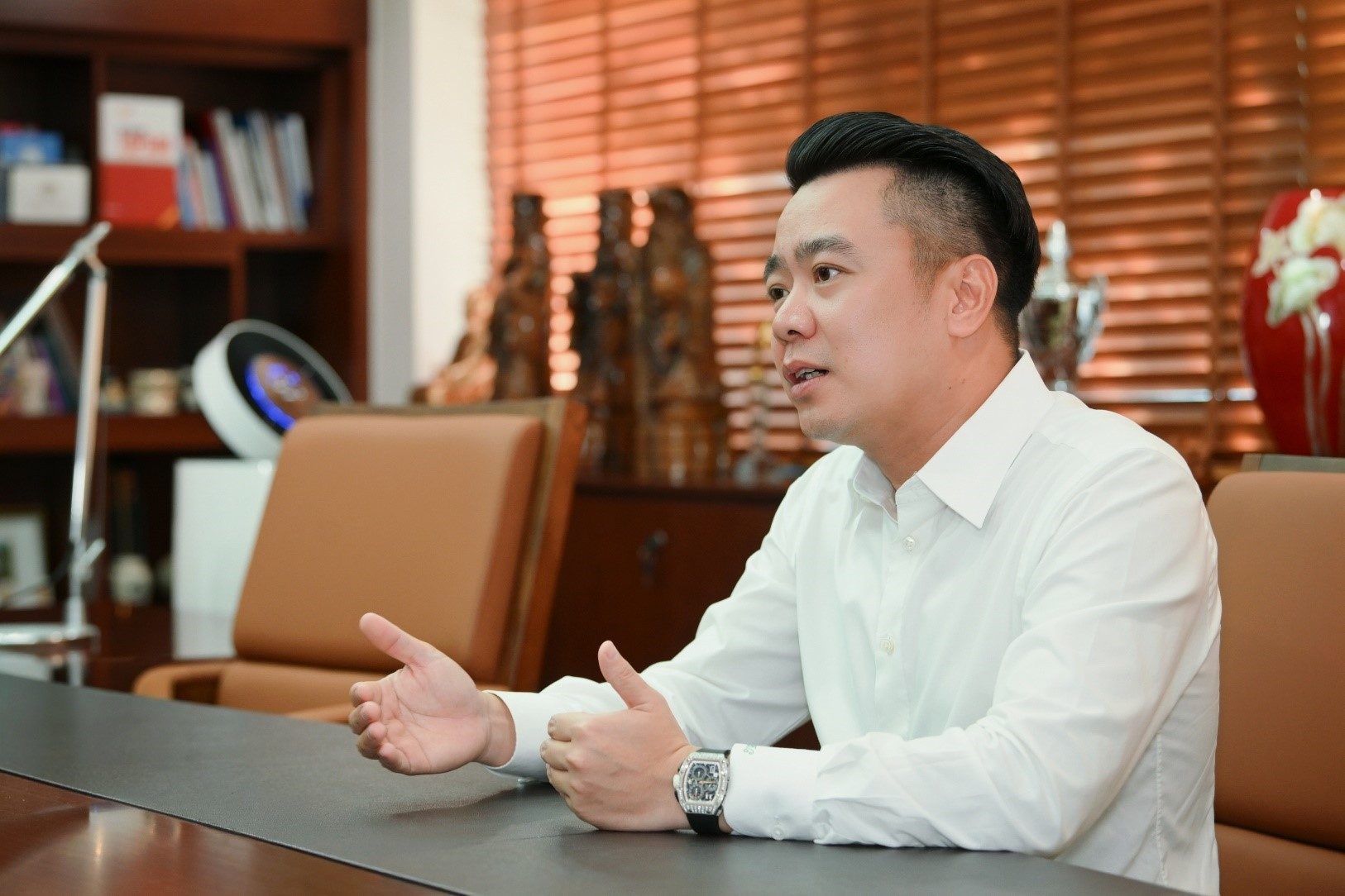 Chuyển giao thế hệ-Khi doanh nghiệp gia đình tiếp tục hành trình bằng tư duy mới