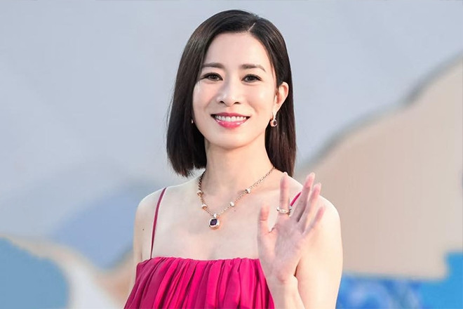 Diễn viên Xa Thi Mạn lập di chúc tuổi 50, chia rõ tài sản