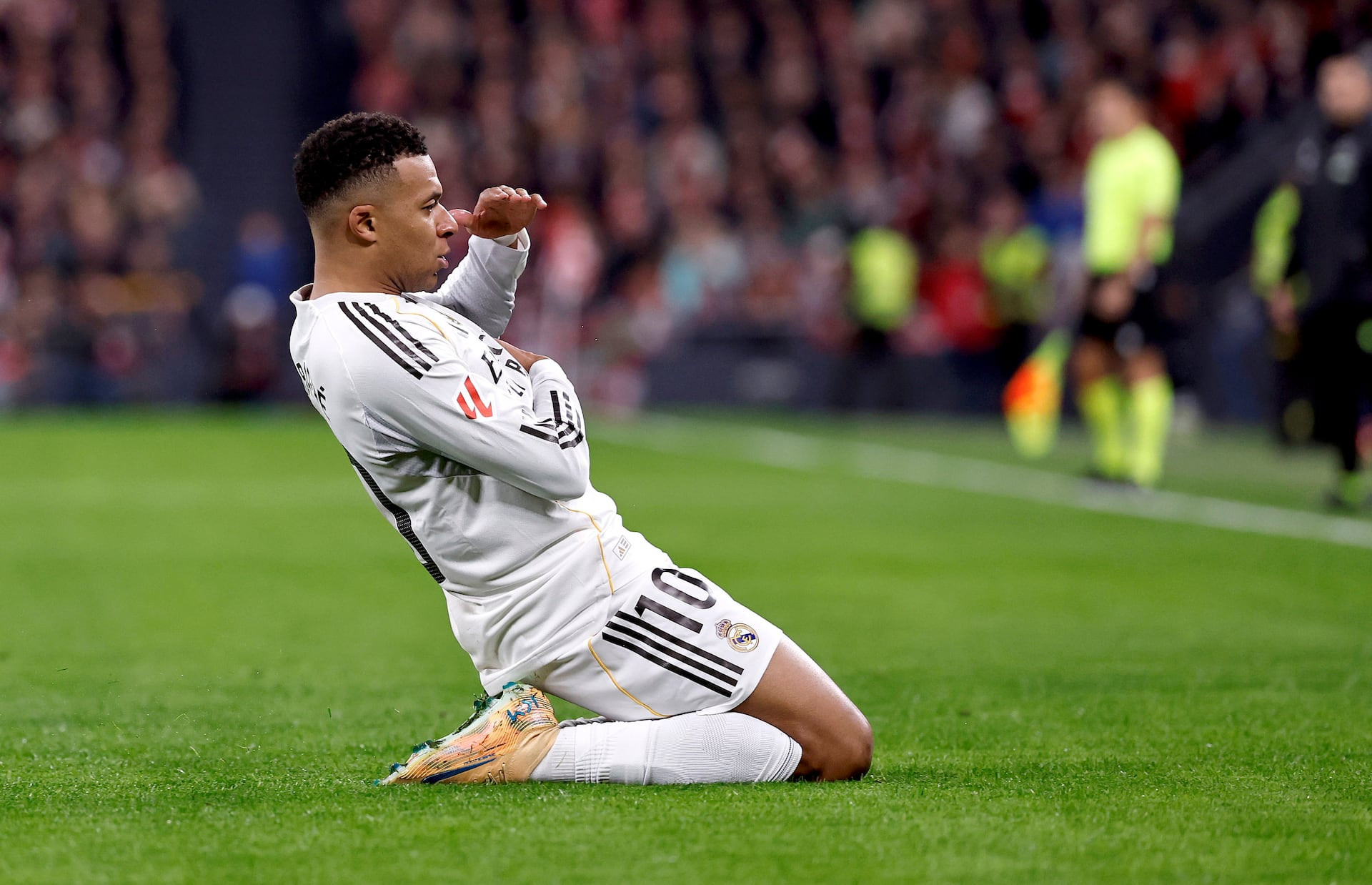 Mbappe Bilbap Real Madrid 3.jpg