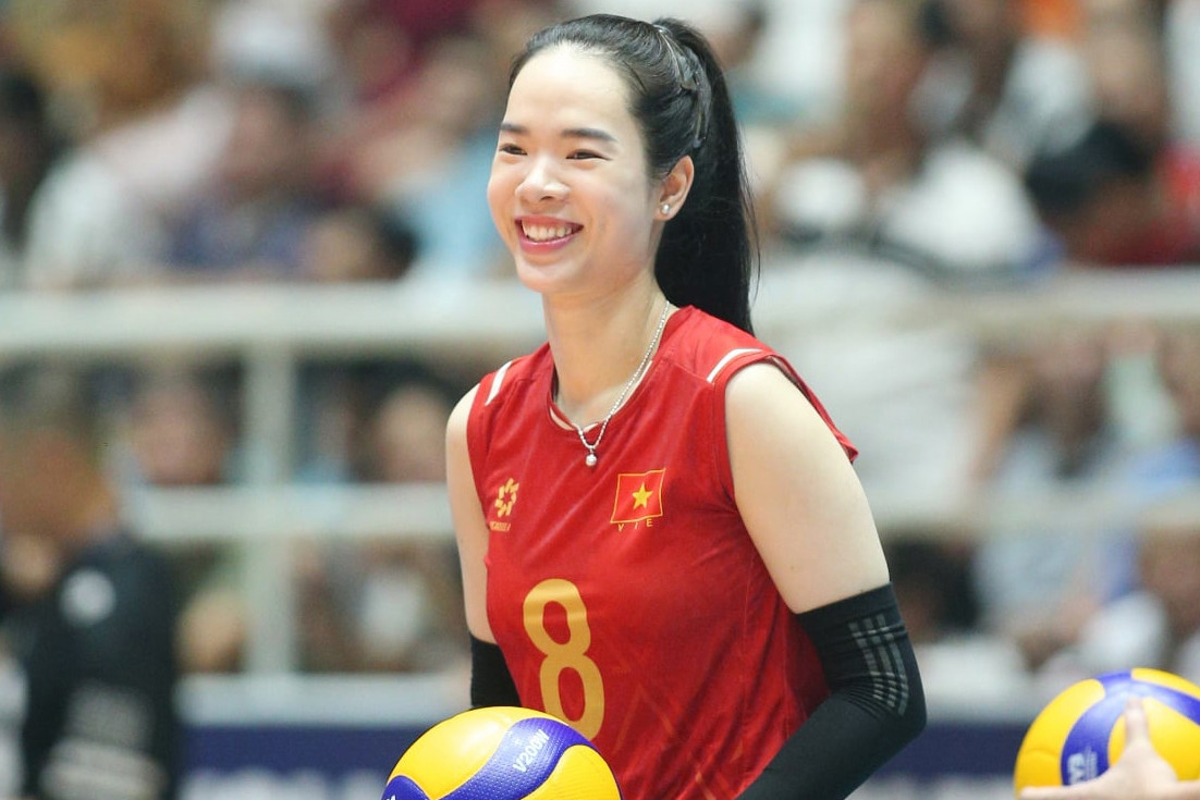 Nhan sắc hoa khôi cầm cờ cho đoàn thể thao Việt Nam tại SEA Games 33
