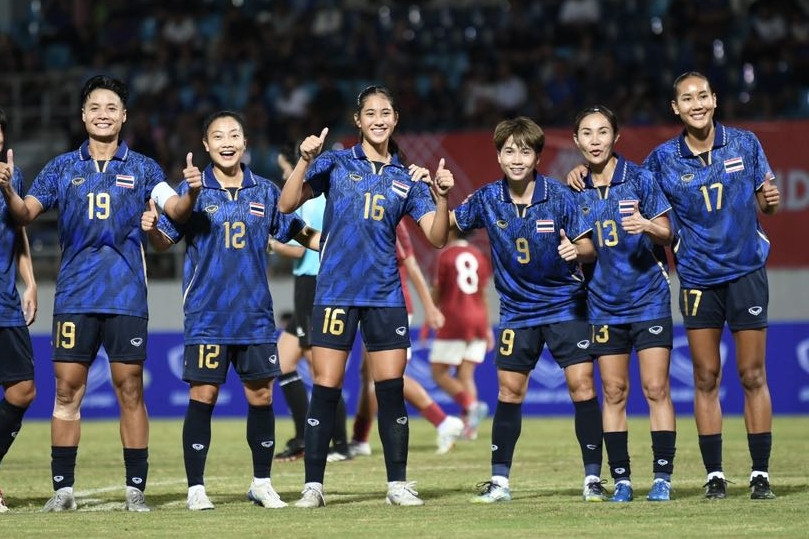 Nữ Thái Lan phô diễn sức mạnh trận ra quân SEA Games 33