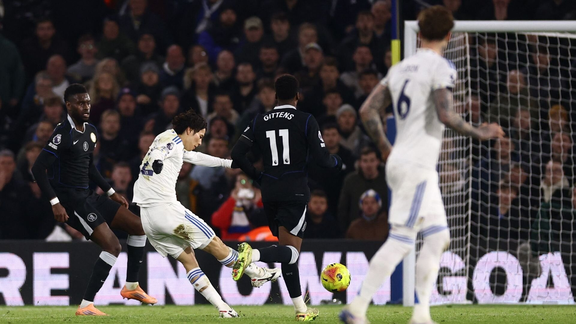 resources_premierleague_pulselive_com 2025 12 03T210145Z_1047621687_UP1ELC31MEW8S_RTRMADP_3_SOCCER ENGLAND LEE CHE (2).jpg