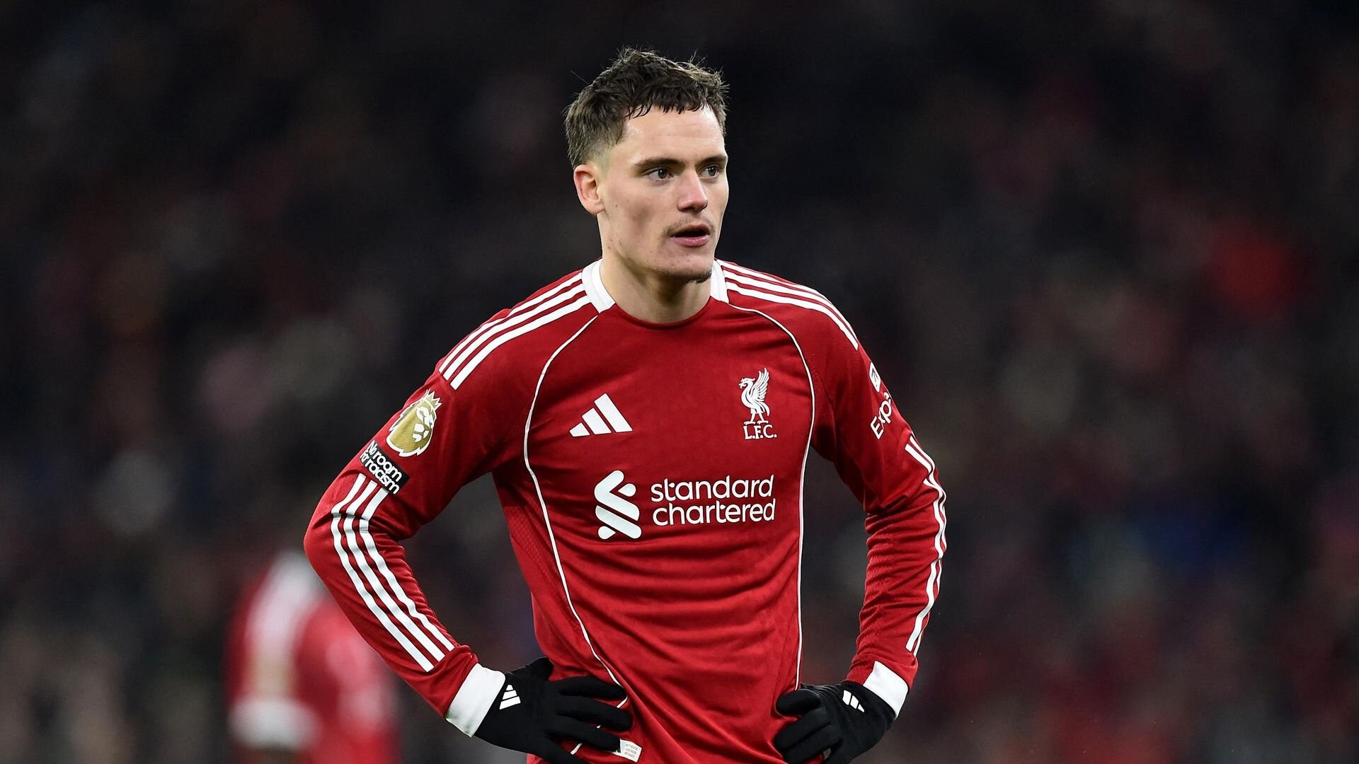 resources_premierleague_pulselive_com 2025 12 03T220752Z_1579903113_UP1ELC31PH3ES_RTRMADP_3_SOCCER ENGLAND LEE CHE.jpg