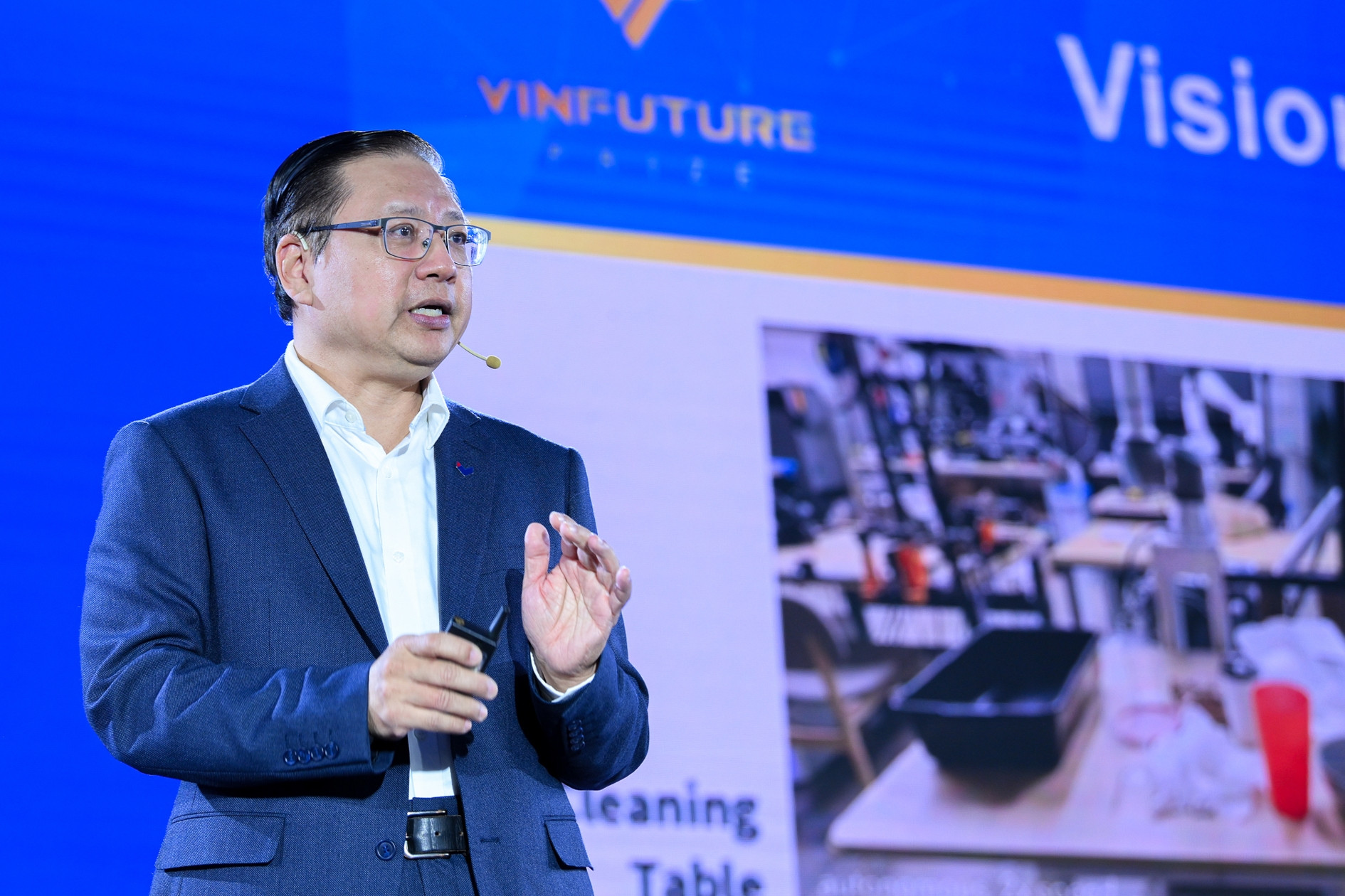 Robot giúp con người tăng tuổi thọ hay không?