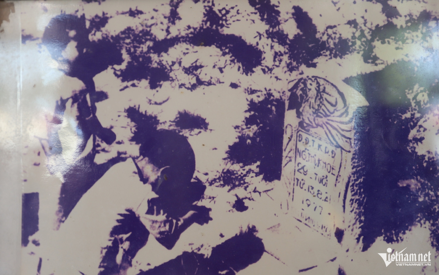 W-nhà mồ Ba Chúc 9.JPG.jpg