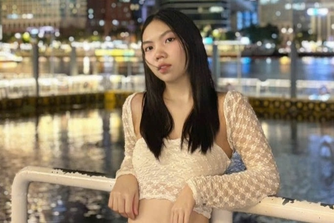 Chiếc máy sấy rơi khỏi tay, cơn đột quỵ ập tới với cô gái 21 tuổi