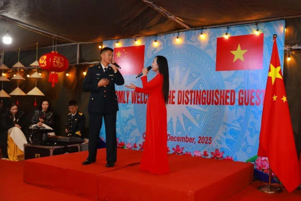 Chùm ảnh loạt hoạt động giao lưu của Hải quân Việt Nam tại Trung Quốc