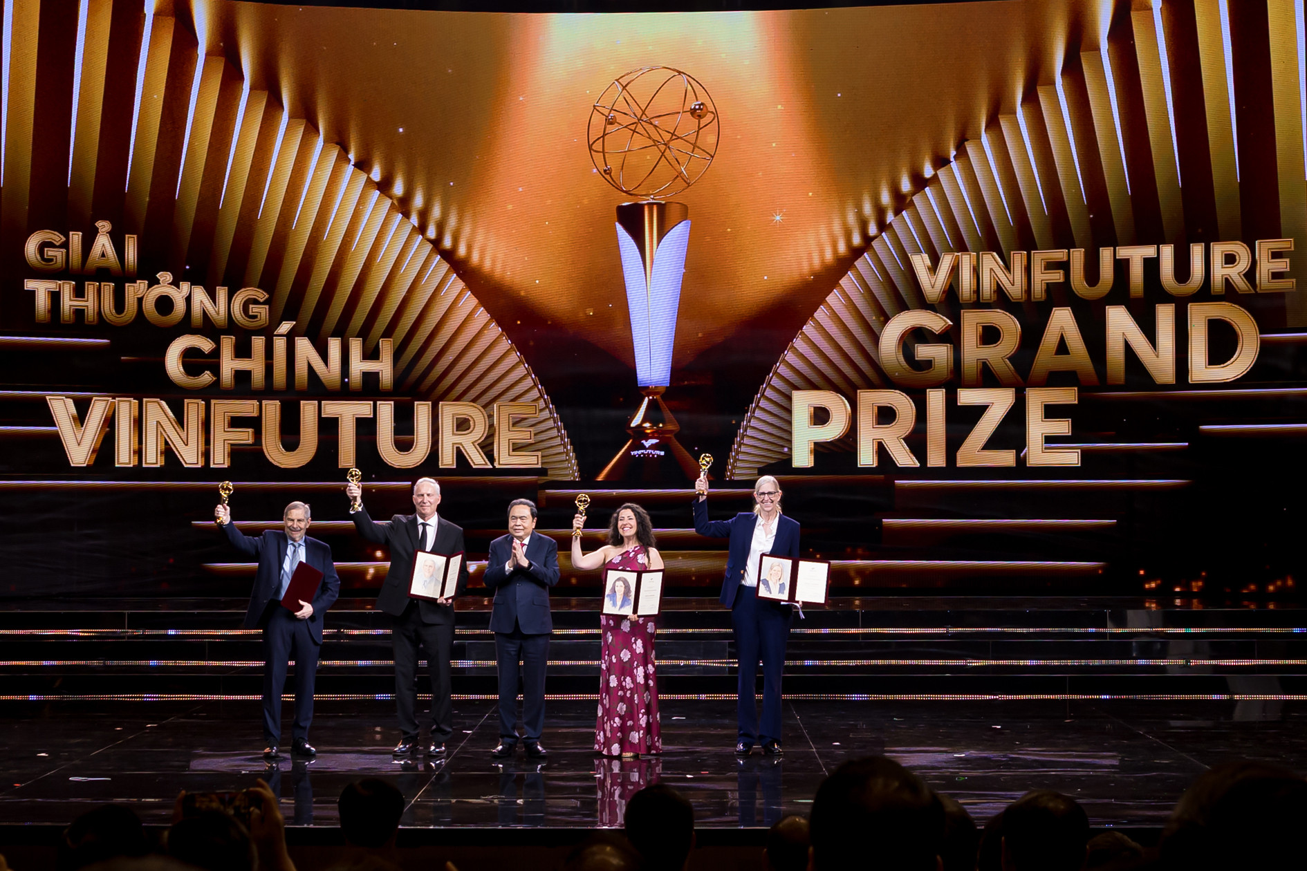 Giai thuong chinh VinFuture 2025.jpg