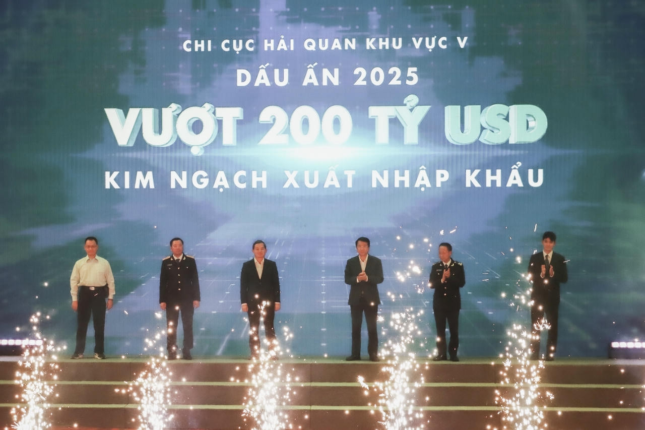 Kim ngạch xuất nhập khẩu Bắc Ninh và Thái Nguyên vượt 200 tỷ USD