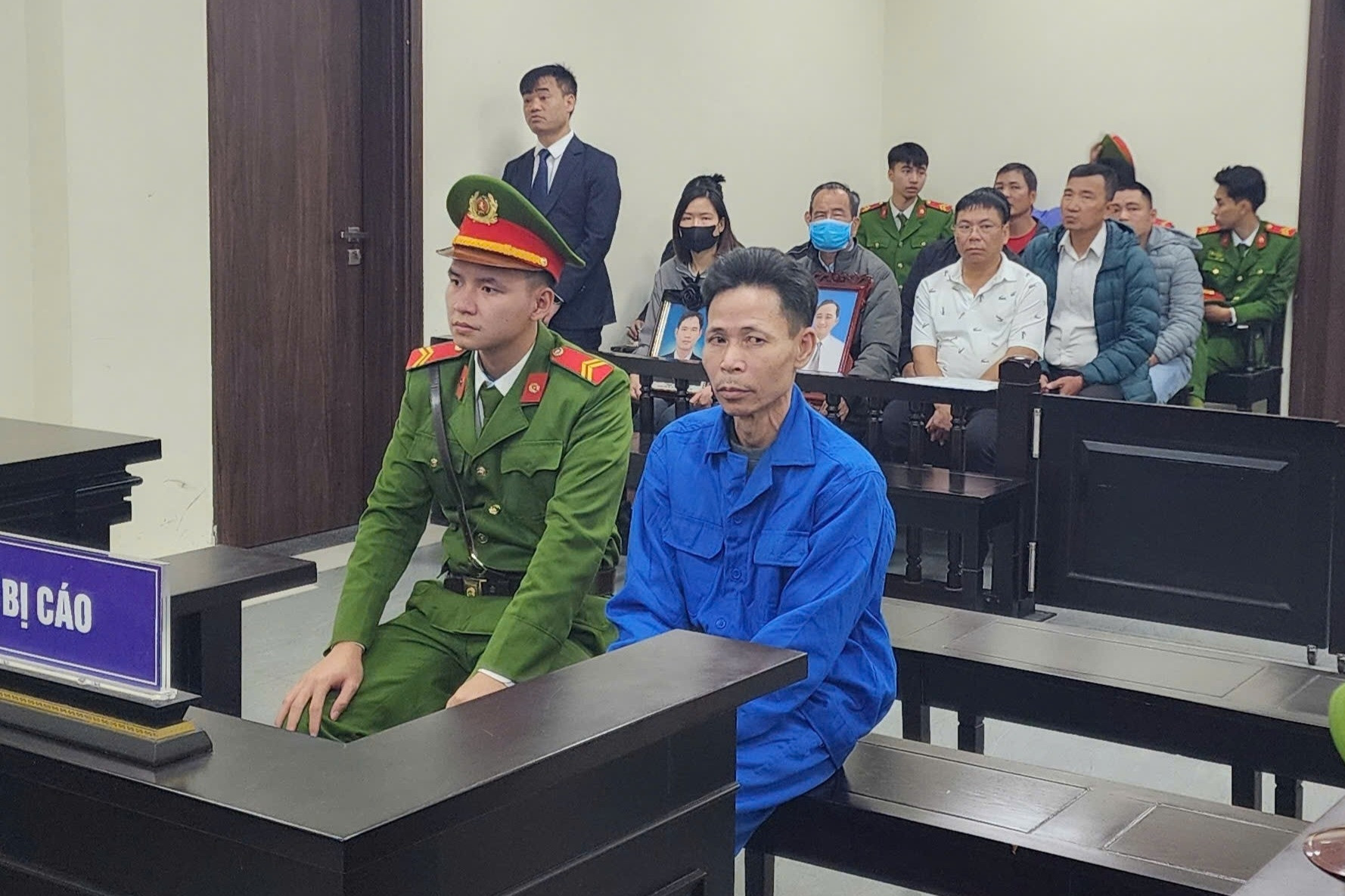 Lộ tình tiết bất ngờ tại phiên xử vụ đổ xăng đốt quán làm 11 người chết ở Hà Nội