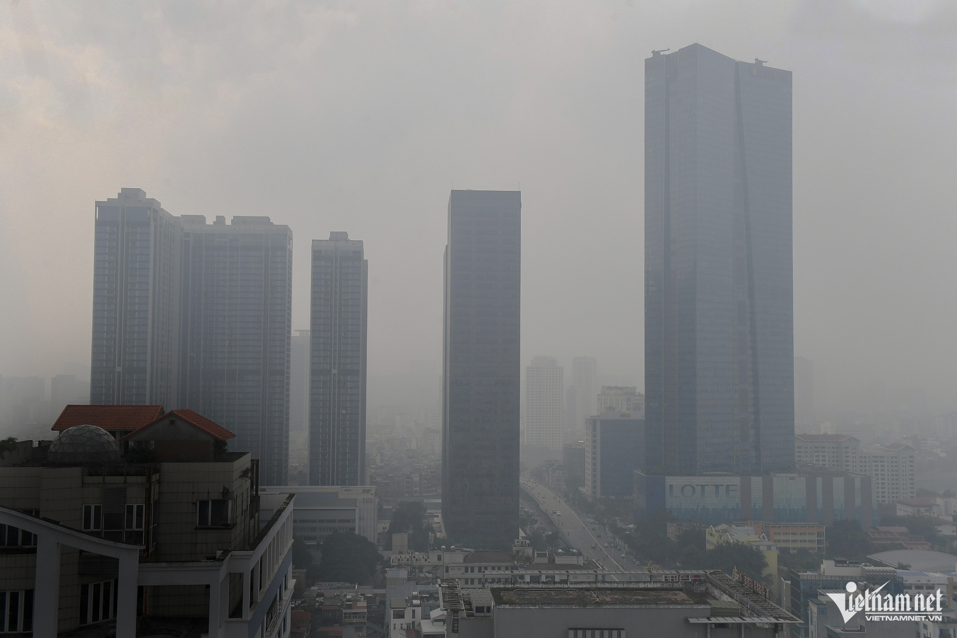 Thủ tướng yêu cầu tìm cách quản lý chất lượng không khí tại Hà Nội, TPHCM