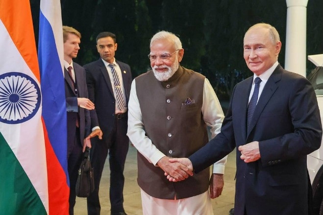 Tổng thống Putin phản đối việc Mỹ áp thuế Ấn Độ vì mua nhiên liệu Nga