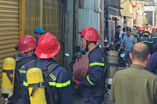 Cháy nhà lúc sáng sớm ở TPHCM, một người đàn ông tử vong